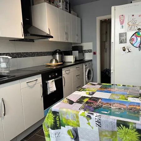 Appartement Periurbain De Paris Et Versailles Les Clayes-Sous-Bois Exterior photo