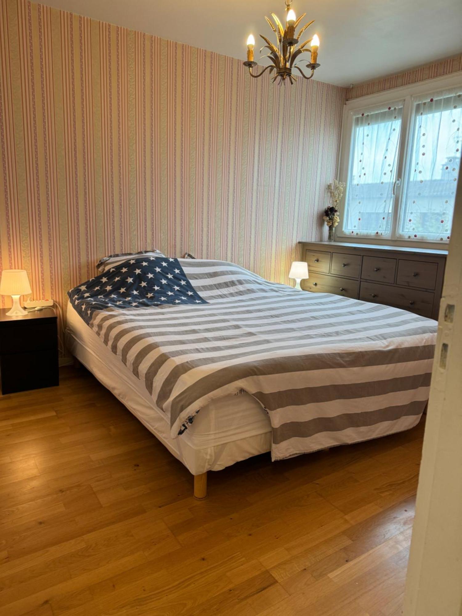 Apartment Periurbain De Paris Et Versailles *