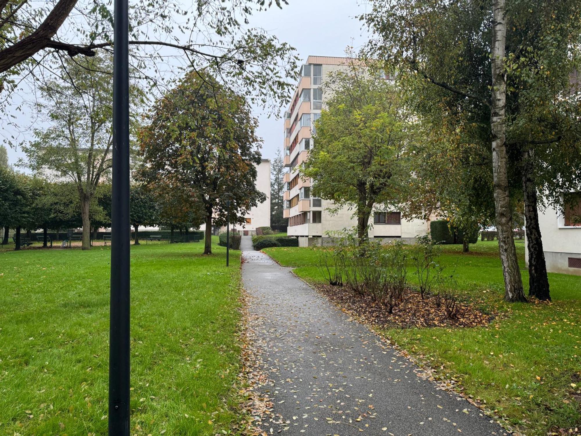 Periurbain De Paris Et Versailles Les Clayes-Sous-Bois